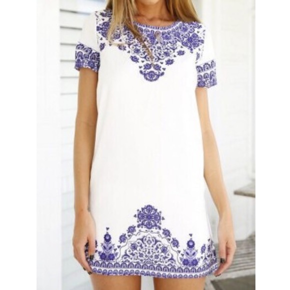 Blue Floral Shift Dress / China Print
