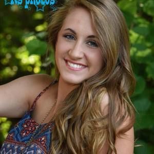 Meet your Posher, Chloe