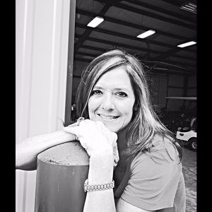 Meet your Posher, Dana