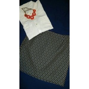 Very cute navy and light blue cream printed skirt!