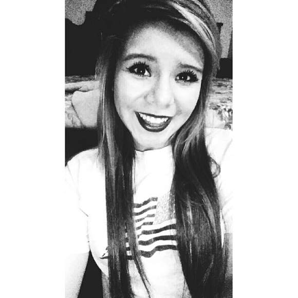 Meet your Posher, Marilyn - Picture 1 of 1