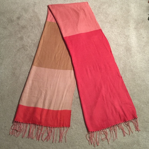Multicolored scarf from The Gap - Picture 1 of 4