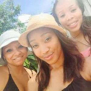 Meet your Posher, Rochelle