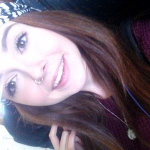 Meet your Posher, Claudia