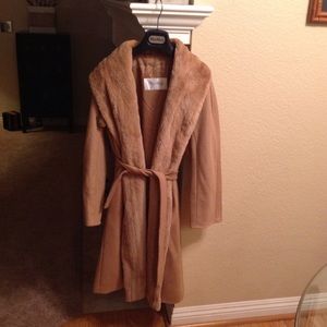 Knee length MaxMara coat