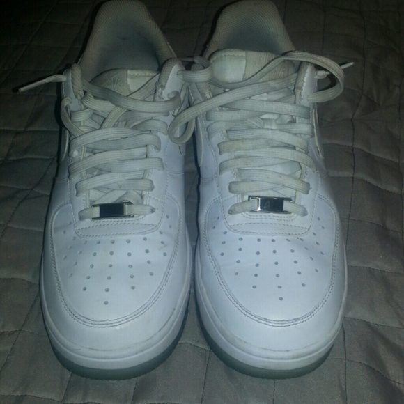 *AUTHENTIC* Nike Air Force 1