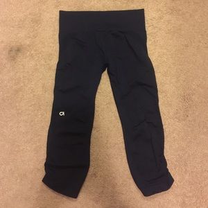 🚫RESERVED TRADE🚫Navy workout tights!