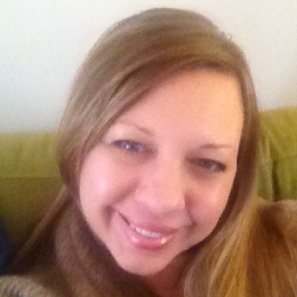 Meet your Posher, Sundae - Picture 1 of 1