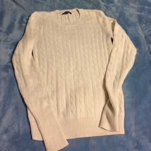 Gap sweater