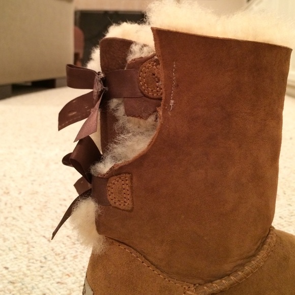 ❗️SOLD❗️More Photos of Bailey Bow Uggs