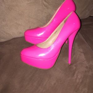 Barbie doll pink pumps