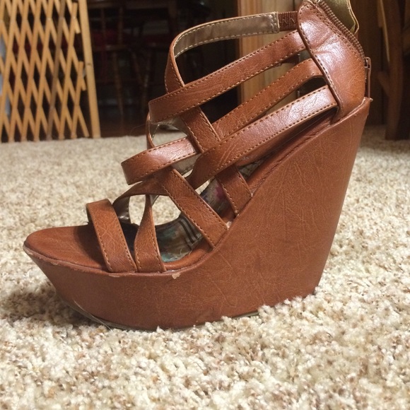 Steve Madden Wedges