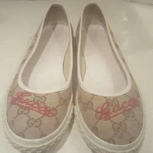 Authentic Gucci loafer