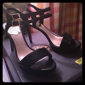 vince camuto heels