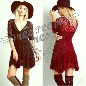 ✨Free People black lace slip dress✨
