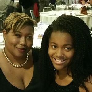 Meet your Posher, Connie