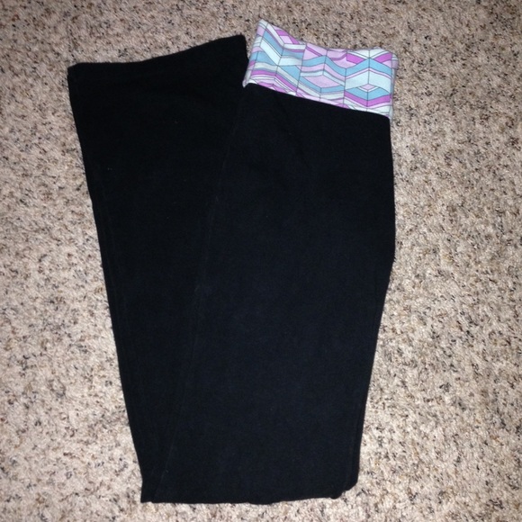 Vs boot cut yoga pants