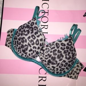 Victoria secret push up bra