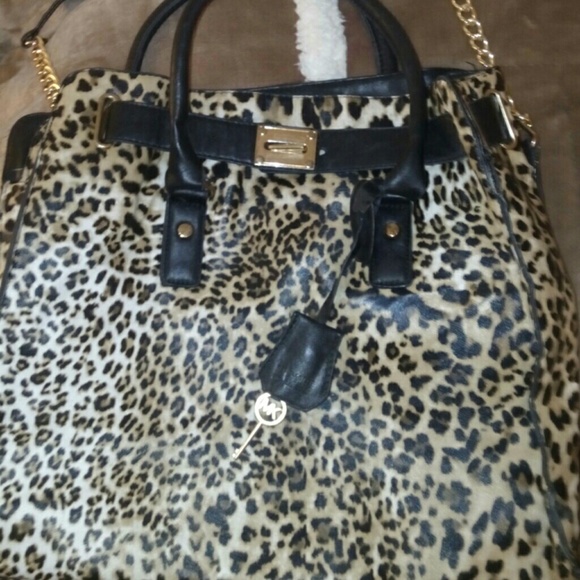 MUST HAVE  CHEETAH HANDBAG☆☆☆SALE☆☆