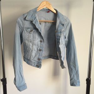 H&M Light Wash Cropped Denim Jacket