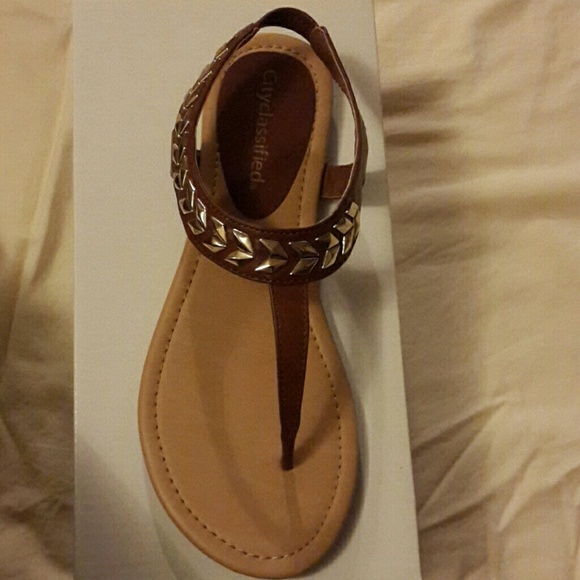 Sandal