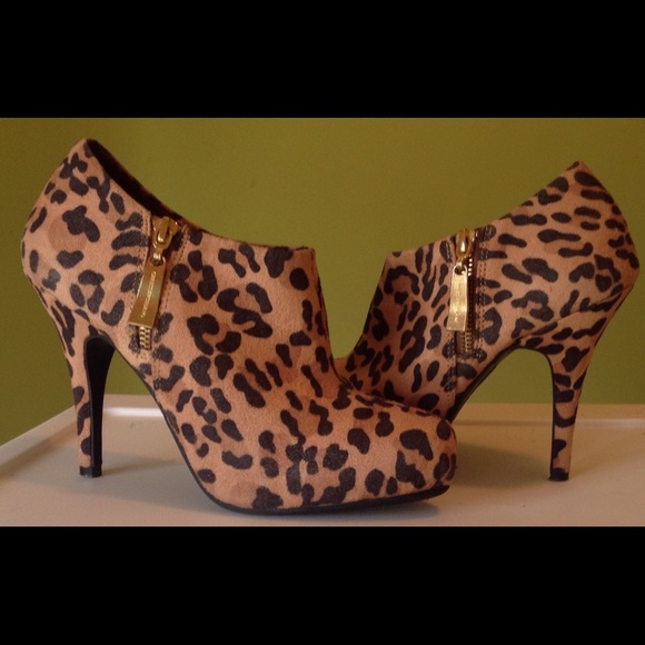 Leopard print booties