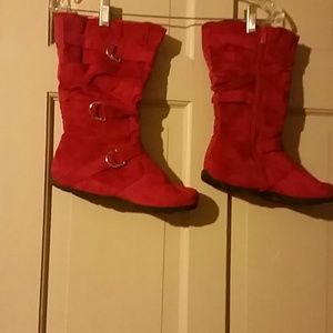 Red suede boot