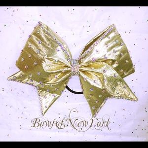 Cheer Bow