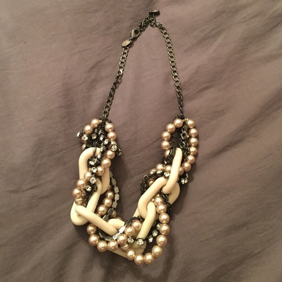 Lia Sophia chunky necklace