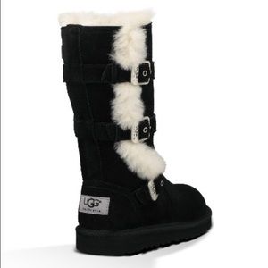Black Maddi UGGS