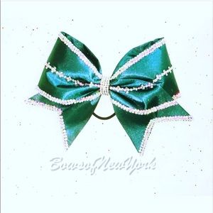 Cheer Bow