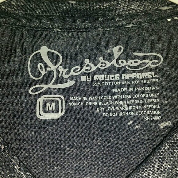 Virgina Tech Cavaliers fitted V-nech Tshirt - Picture 3 of 3