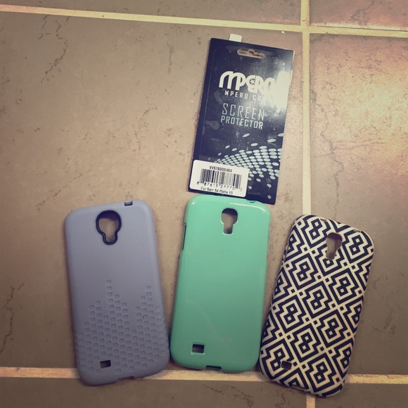 Accessories - Samsung Galaxy S4 case bundle