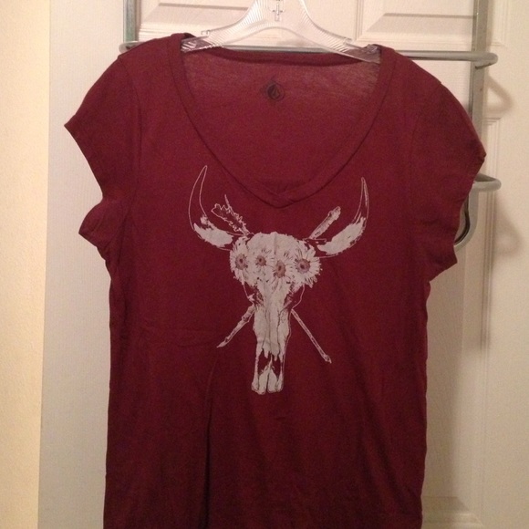 Burgundy Volcom tee size XL.