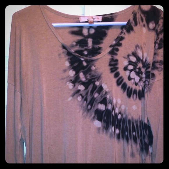 Tan and black tye dye long sleeve