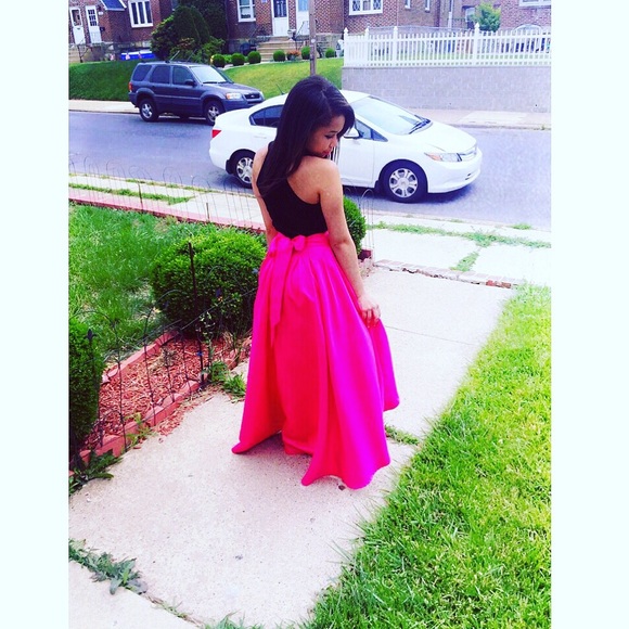 Hot pink skirt 🍇💎