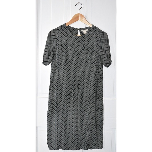 H&M back slit shift dress