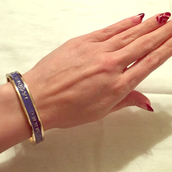 marc jacobs bangle bracelet
