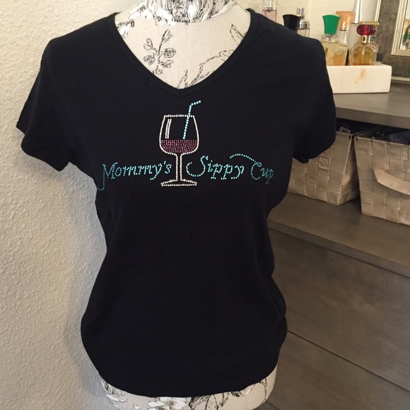 ‼️SOLD‼️Jeweled v- neck tee ♦️Final Price♦️