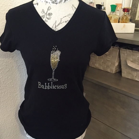 ‼️SOLD‼️Jeweled v- neck tee ♦️Final Price♦️