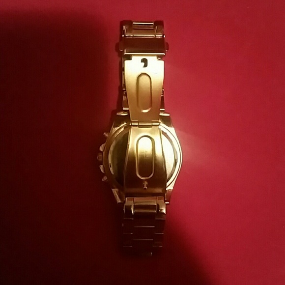 Gold watch - Picture 2 of 4