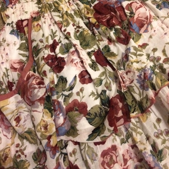 Skirt - Picture 2 of 3