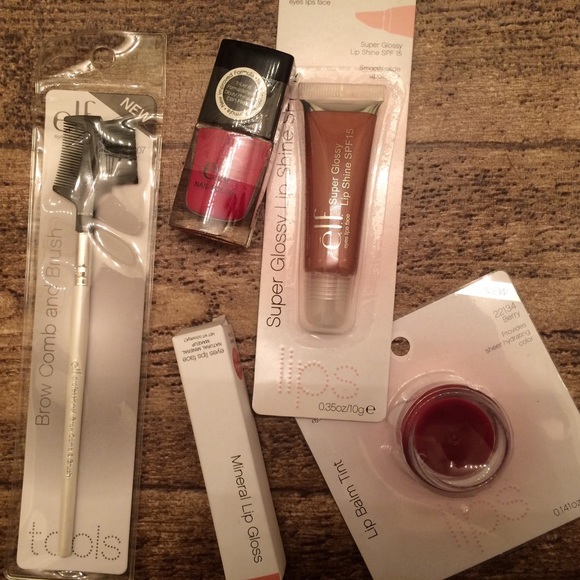 ELF makeup set brand new