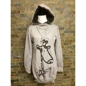 Cute long giraffe hoodie, xs good for a kid.