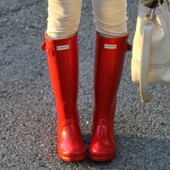 Hunter Original Gloss Tall Pillar Box Red-Red Hunter Original Gloss Tall Pillar Box Red-Red