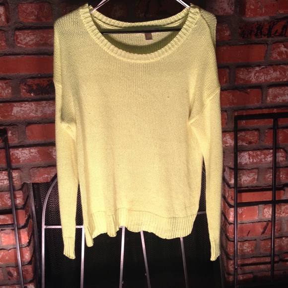Yellow sweater