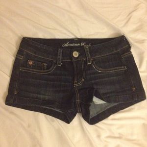American Eagle // Dark Wash Stretch Shorts