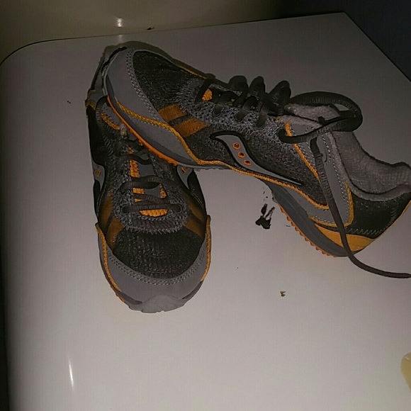 Sneakers - Picture 4 of 4