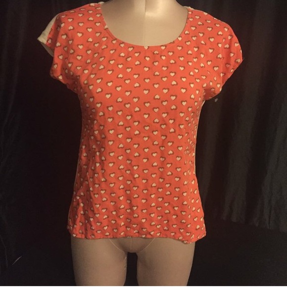 Corral tee shirt with hearts. - Picture 1 of 4