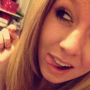 Meet your Posher, Ciera